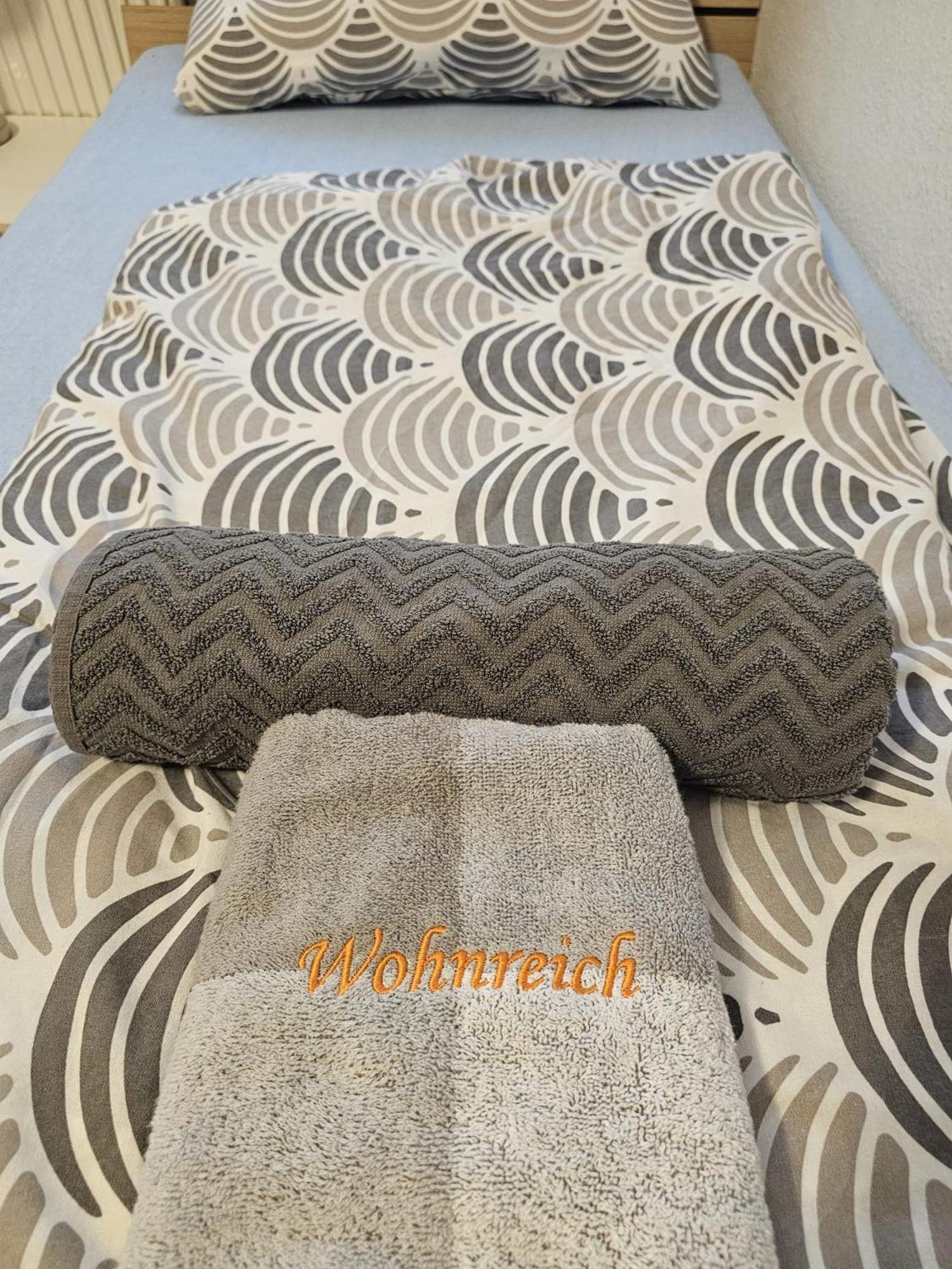 Апартаменты Wohnreich Blaustein Mitte -2A- 3Er Wg Экстерьер фото